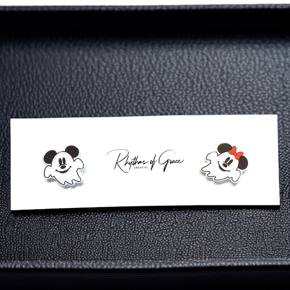 π Hauntingly Cute Halloween Stud Earrings β Spooktacular Styles Await! π» NWT - Picture 11 of 16